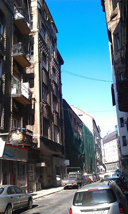 Large apartment at the Astoria metro rent - 4 bedrooms, 3 bathro