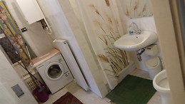 Large apartment at the Astoria metro rent - 4 bedrooms, 3 bathro