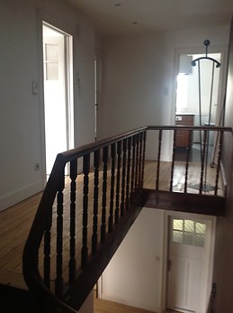 Large room on the edge of the historic centre