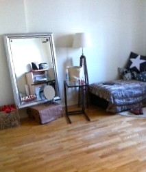 Large one-room-flat for summer!