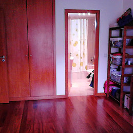 Large and sunny room with own bathroom near UMinho Braga