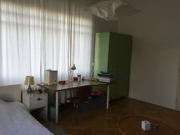 Large and sunny room in Prague with view on Prague Castle