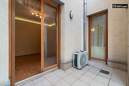 modern-2-bedroom-apartment-rent-ujlipotvaros-bdbc14a3a46c9e0cdcd