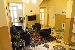 NICE FLAT IN MIDDLE OF BUDAPEST