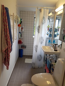 Nice room in totaly renovated app. in Copenaghen