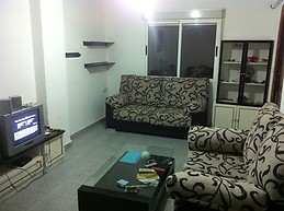 Pleasant room available in 2-bedroom apartment for international students in Murcia girls only and with elevator
