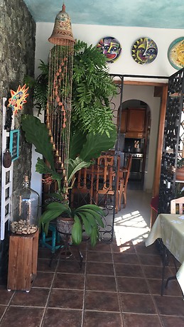 Piso amplio y acogedor de tres habitaciones en una zona privileg