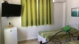 Piso amplio y acogedor de tres habitaciones en una zona privileg