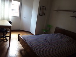 Piso amplio al lado de Gran Vía