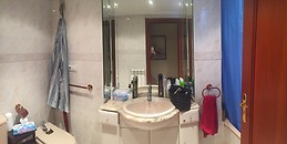 Piso amplio y con piscina en Cascajos