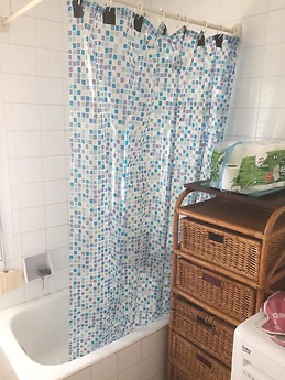 piso amplio, sin reformar pero funcional, bien situado