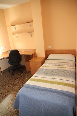 Piso Amplio, soleado, tranquilo y en un entorno natural