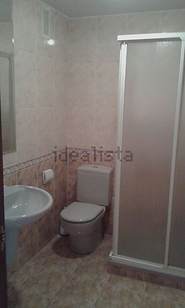 Piso amplio y luminoso cerca de la universidad de Logroño, urge.