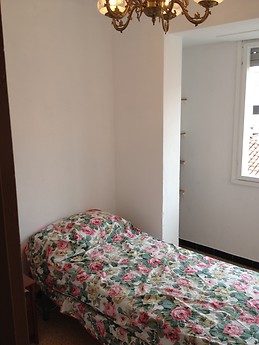 piso amplio y luminoso de tres habitaciones