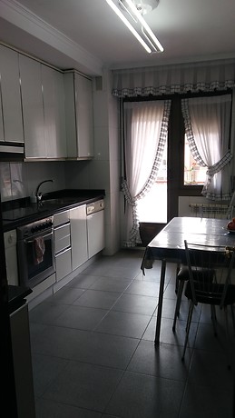 piso perfecto estado cerca de la universidad y del centro