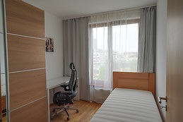 Prague, Room for rent, Metro C Pankrac, wider center, luxury fla