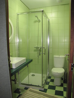 quarto duplo com wc privado