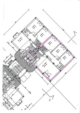 Quarto japonês de 16m2 e cama casal em amplo apartamento