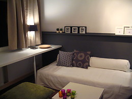 Quiet studio with private kitchenette, bathroom and terrace