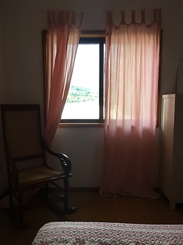 Relaxing and quiet room sunny and comfortable