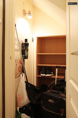 renovated-3-bedroom-apartment-rent-terezvaros-723de3f40391e805a5