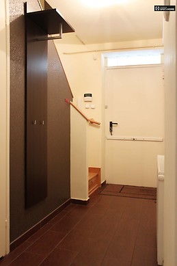 renovated-3-bedroom-apartment-rent-terezvaros-89cd252eaae9e02bfc