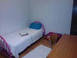 Rent a room just girls in Braga, Gualtar.