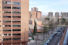 Room in Attic next to Campus San Francisco, Zaragoza