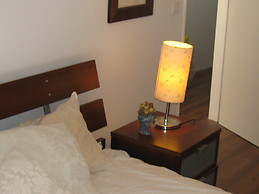 Single room in a very bright apartment in the center of Lisbon