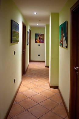 ROOM IN A QUITE FLAT CLOSE TO THE CITY CENTER