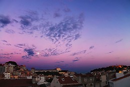 Room near Center of Lisbon