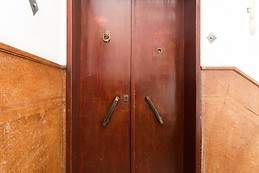 Room near Center of Lisbon