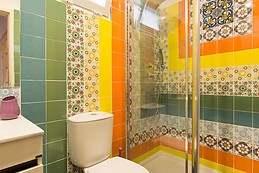 Room near Center of Lisbon