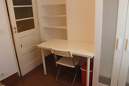 Room near Center of Lisbon