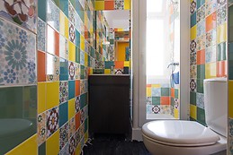 Room near Center of Lisbon