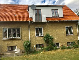 Room for rent in Gentofte in a family home.