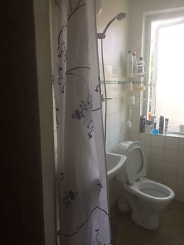 Room for rent in Gentofte in a family home.