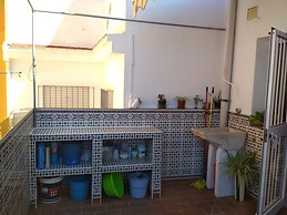 Room for rent in a house 10 minutes away walking from city cente