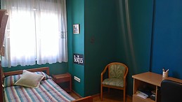 Room for rent in a house 10 minutes away walking from city cente