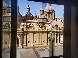 Room for rent right in Plaza del Pilar, Zaragoza