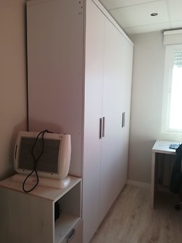 room for renting in renovated apartment