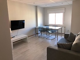 room for renting in renovated apartment