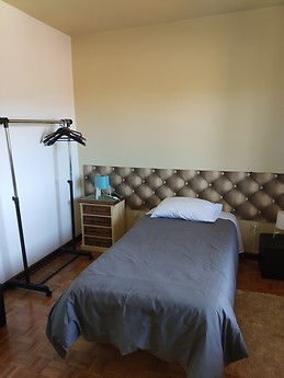 Rooms for students, with shower and sink quiet place