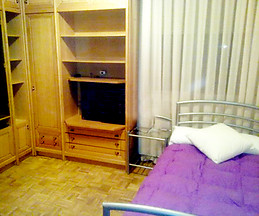 SE ALQUILA HABITACIÓN. RENT A ROOM