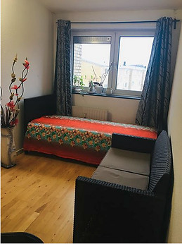 Single furnished room for female