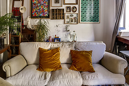 Soleado quarto em apartamento em zona histórica de Lisboa