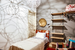 Grey room - Soleado quarto em apartamento em zona histórica de Lisboa