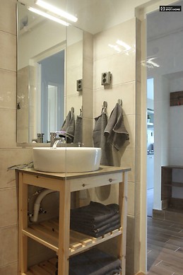 spacious-1-bedroom-apartment-rent-zuglo-036d25d68d7ca86060640fb0