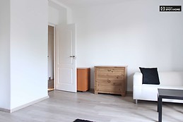 spacious-1-bedroom-apartment-rent-zuglo-68e42992af63a46fa681c7d3