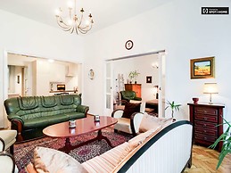 spacious-2-bedroom-apartment-rent-erzsebetvaros-2828b9bdac5c8c21